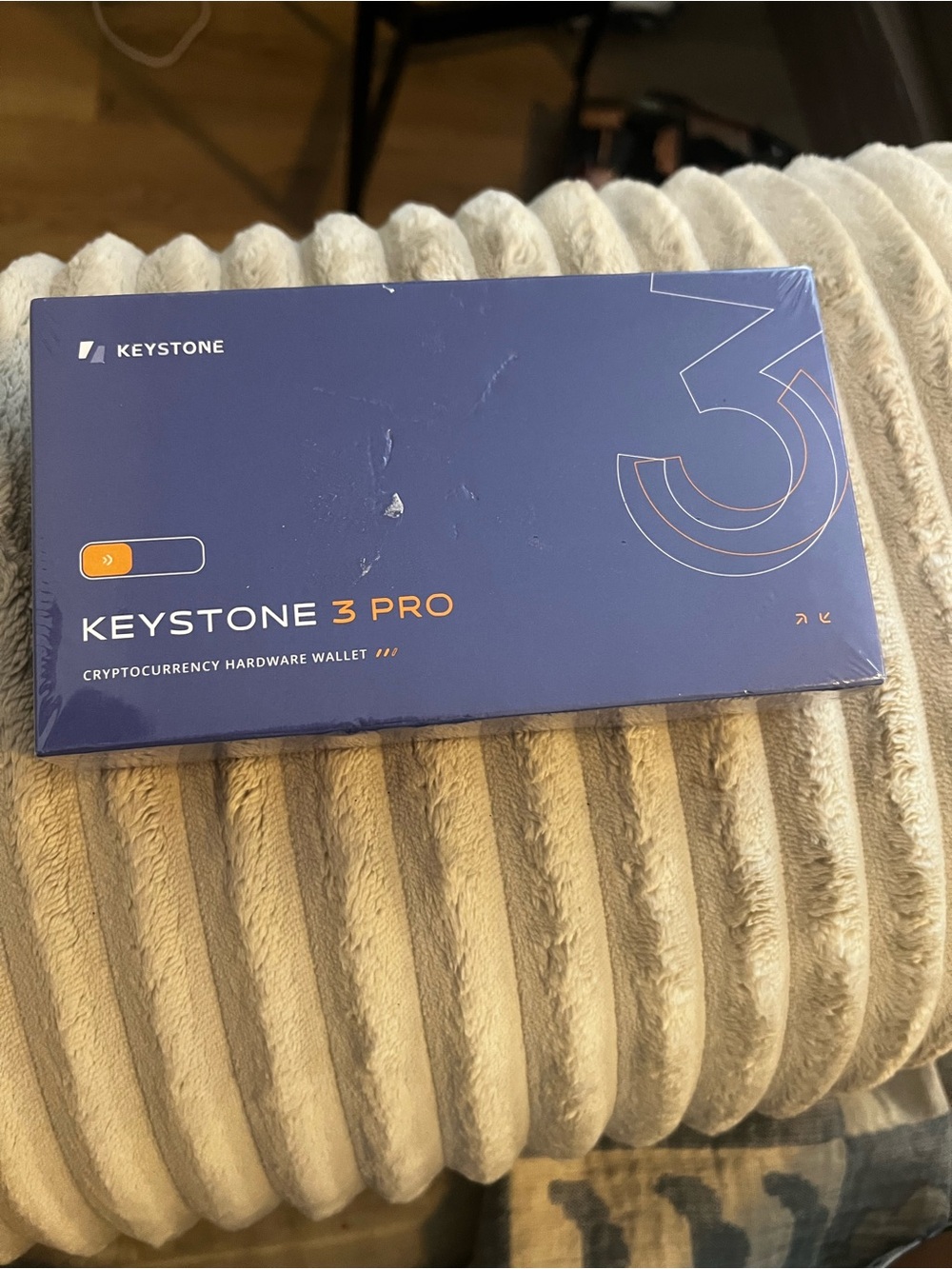 New/Sealed Keystone 3 Pro Cryptocurrency Hardware Wallet - Blue